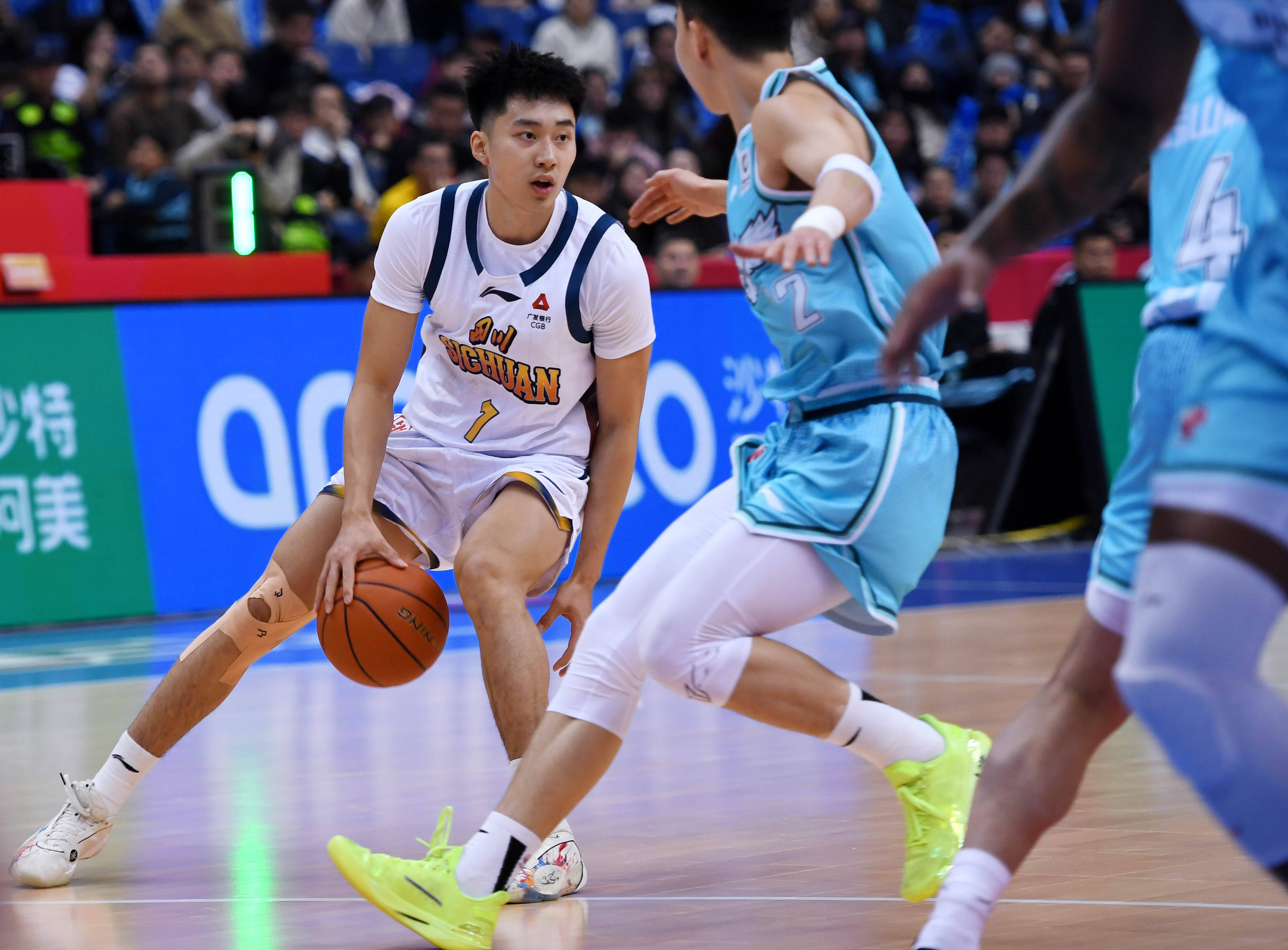 qy球友会在线登入-这也行？夏洛特黄蜂集结日豪取连胜赛后深圳男篮备战NBA季后赛，浙江稠州转会期手感冰凉的简单介绍